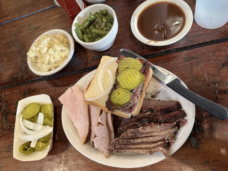 Valley Ranch Grill & Barbeque food